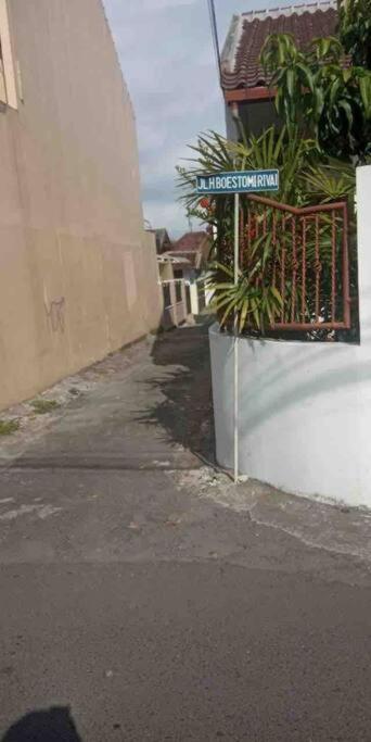 Richandy House - 3 Bedroom Full Ac & Hot Water Kejayan Εξωτερικό φωτογραφία
